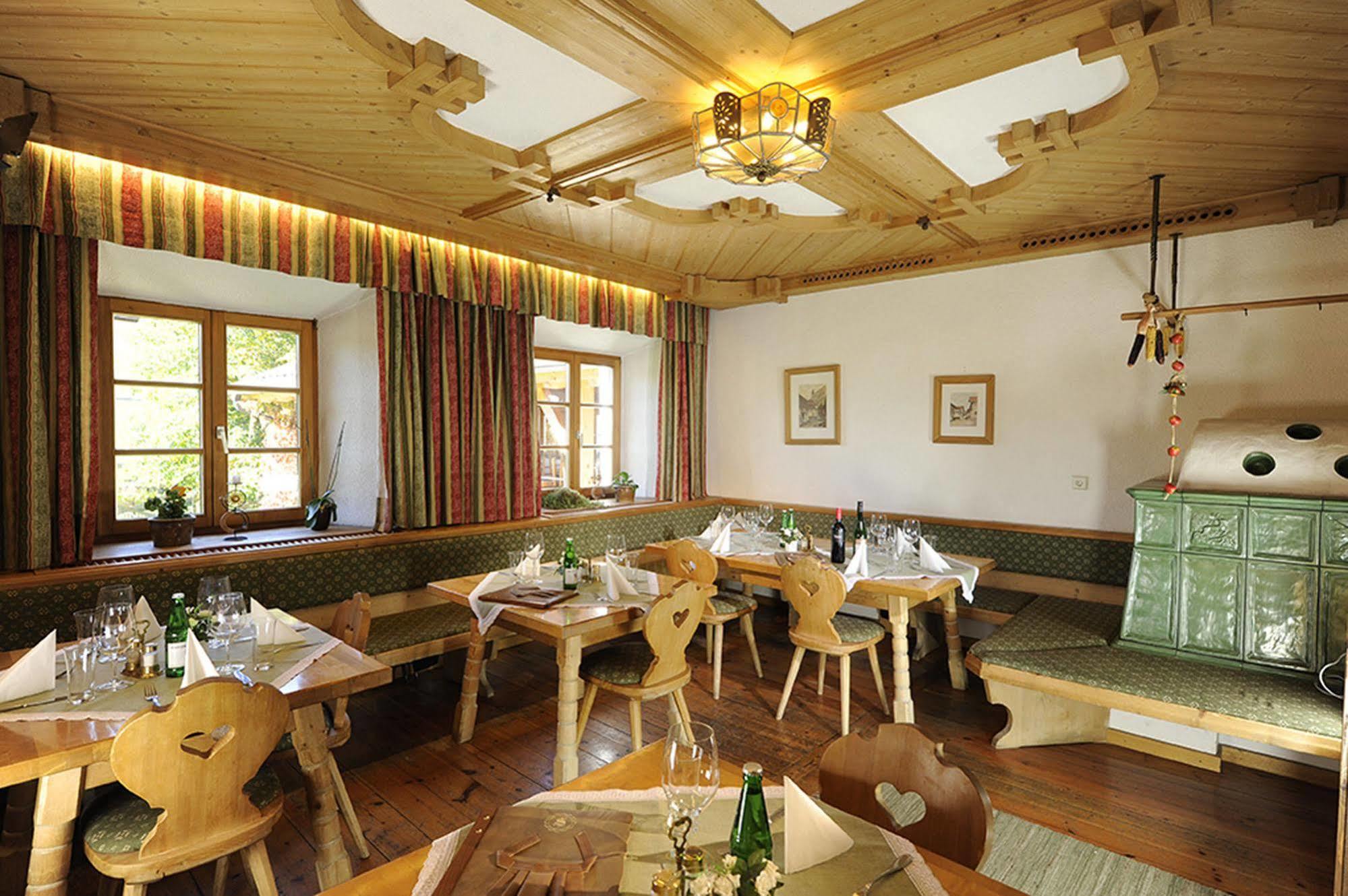 Gasthaus Sonne Tarrenz Εξωτερικό φωτογραφία