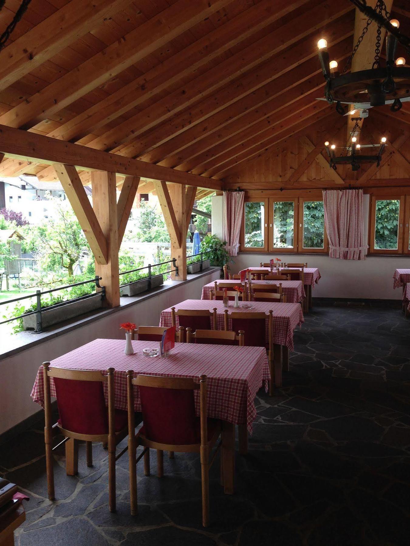 Gasthaus Sonne Tarrenz Εξωτερικό φωτογραφία